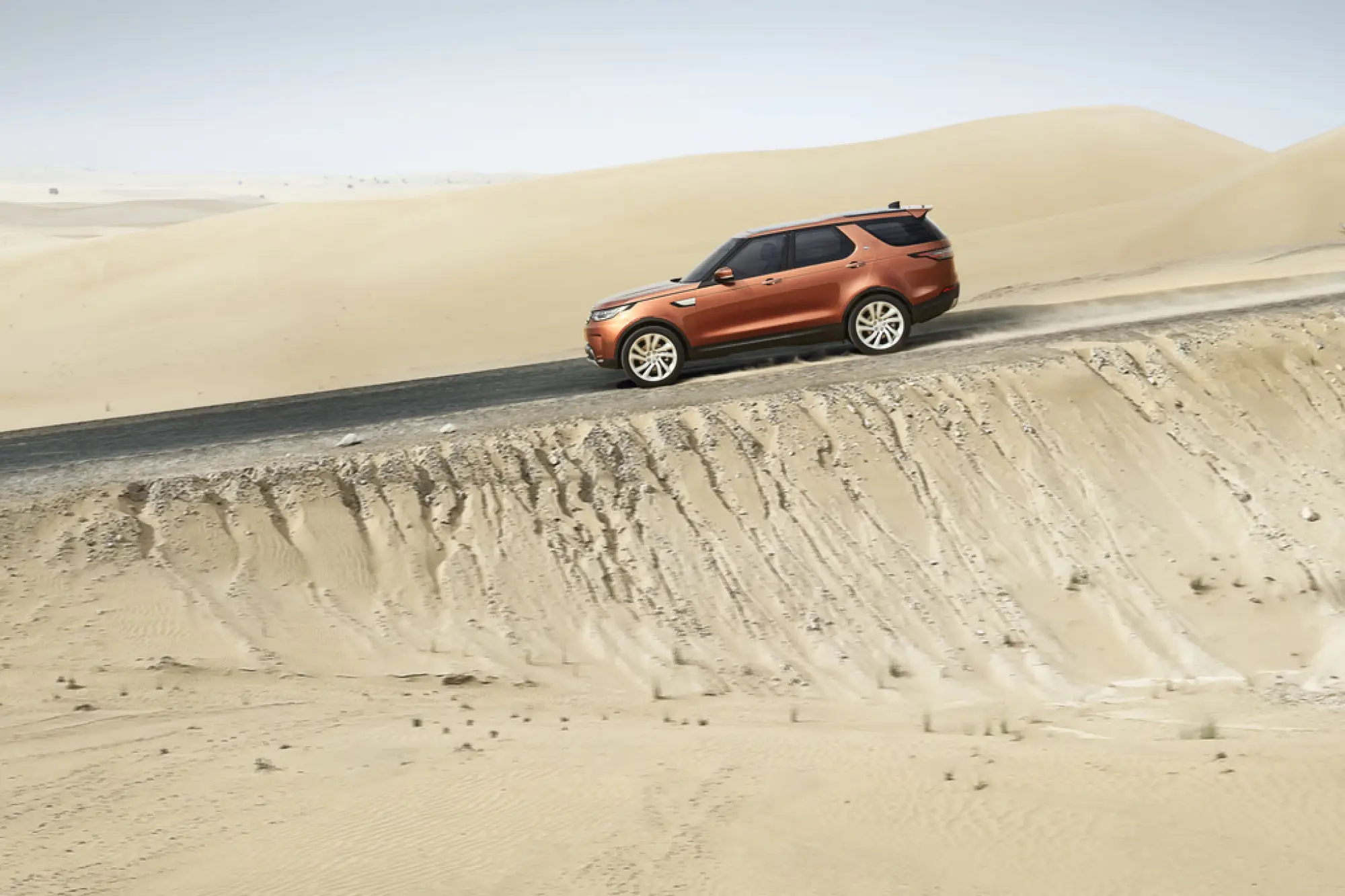 Foto stampa nuova Land Rover Discovery MY 2017 28 settembre 2016 - 37