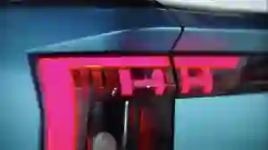 Foxconn Model V - Teaser - 8