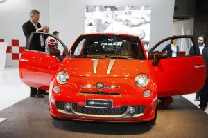 Francoforte 2009: Abarth 695 Tributo Ferrari - 3