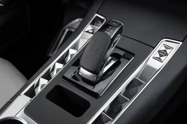Gamma E-Tense DS - DS7 e DS3 E-Tense  - 18