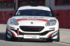Gamma sportiva Peugeot RCZ in pista - 2