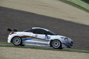 Gamma sportiva Peugeot RCZ in pista - 33