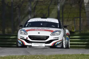 Gamma sportiva Peugeot RCZ in pista - 39