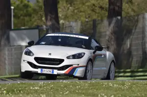 Gamma sportiva Peugeot RCZ in pista - 45