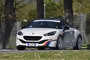 Gamma sportiva Peugeot RCZ in pista - 46