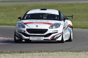 Gamma sportiva Peugeot RCZ in pista - 56