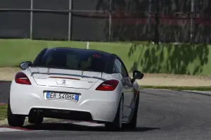 Gamma sportiva Peugeot RCZ in pista - 58