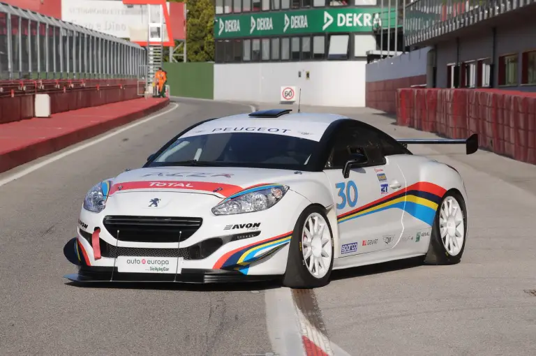 Gamma sportiva Peugeot RCZ in pista - 66
