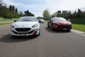 Gamma sportiva Peugeot RCZ in pista - 144