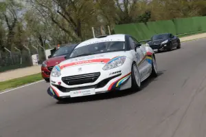 Gamma sportiva Peugeot RCZ in pista - 154