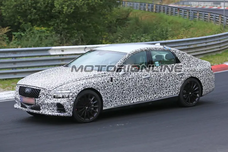 Genesis G80 foto spia 8 settembre 2018 - 5