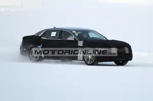Genesis G90 - Foto spia 12-2-2021