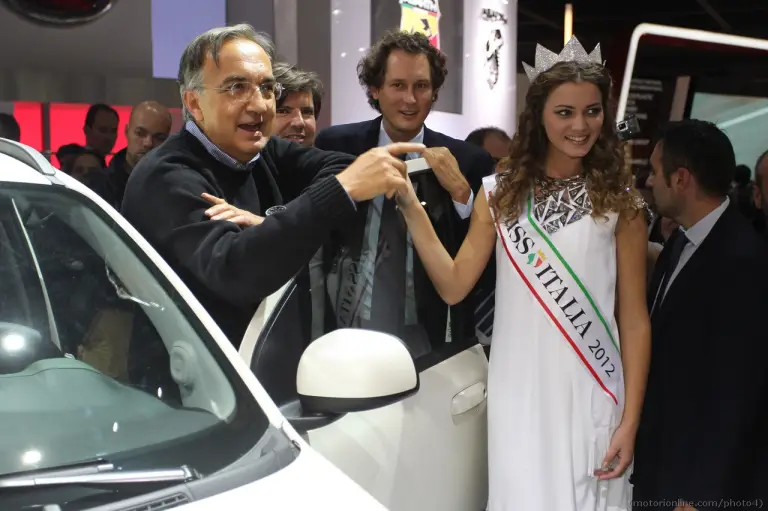 Giusy Buscemi (Miss Italia 2012) - Salone di Parigi 2012 - 7