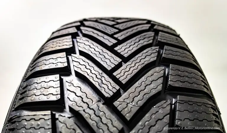 Gomme Invernali Estive e All Season - Michelin Primacy 4 Alpin 6 e CrossClimate - 2