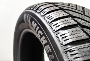 Gomme Invernali Estive e All Season - Michelin Primacy 4 Alpin 6 e CrossClimate - 3