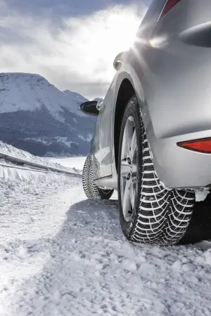 Goodyear UltraGrip  - 4