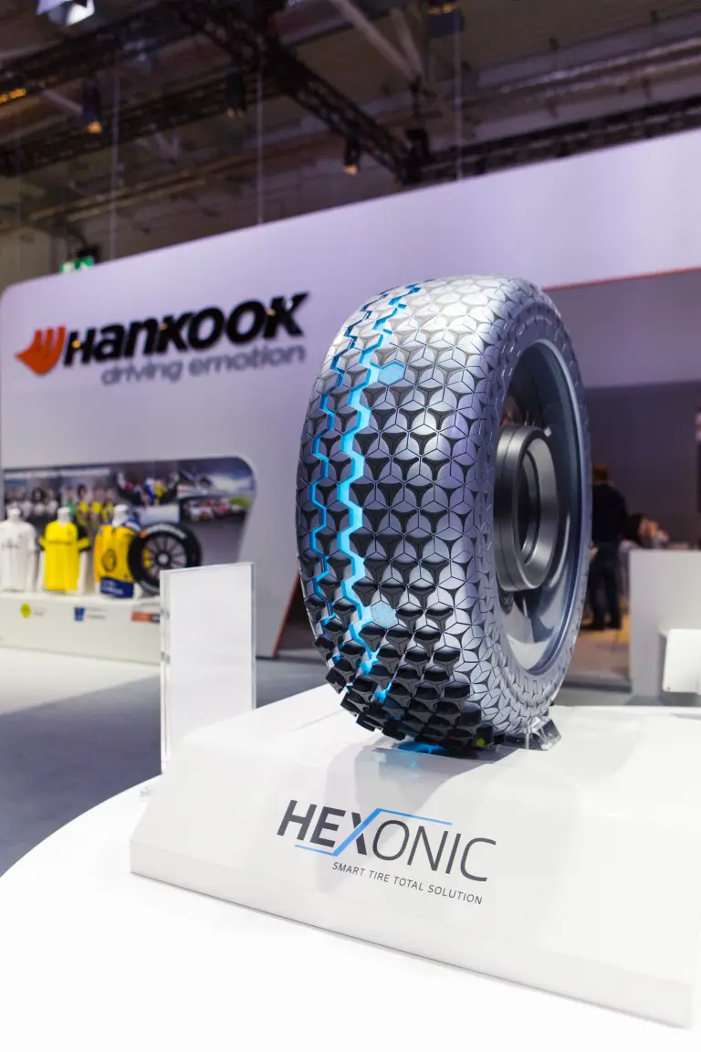 Hankook Hexonic e Aeroflow - 17