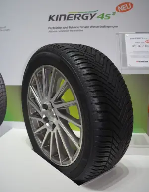 Hankook Kinergy 4S2