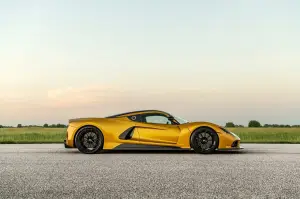 Hennessey Venom F5 Mojave Gold - 3