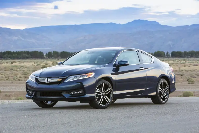 Honda Accord Coupe MY 2016 - 24