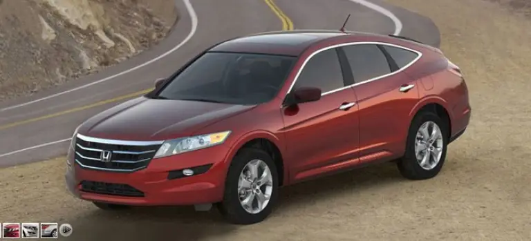 Honda Accord Crosstour - 1