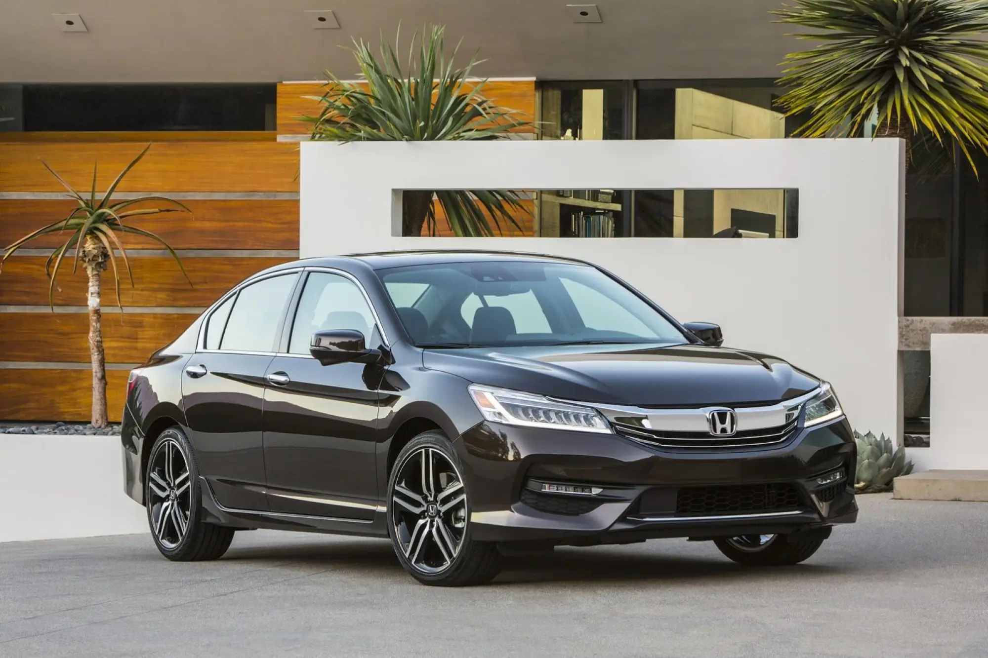Honda Accord MY 2016 - 1