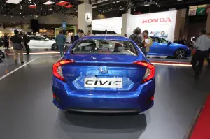 Honda Civic 4 Porte - Salone di Parigi 2016