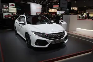 Honda Civic 5 porte - Salone di Parigi 2016 - 6