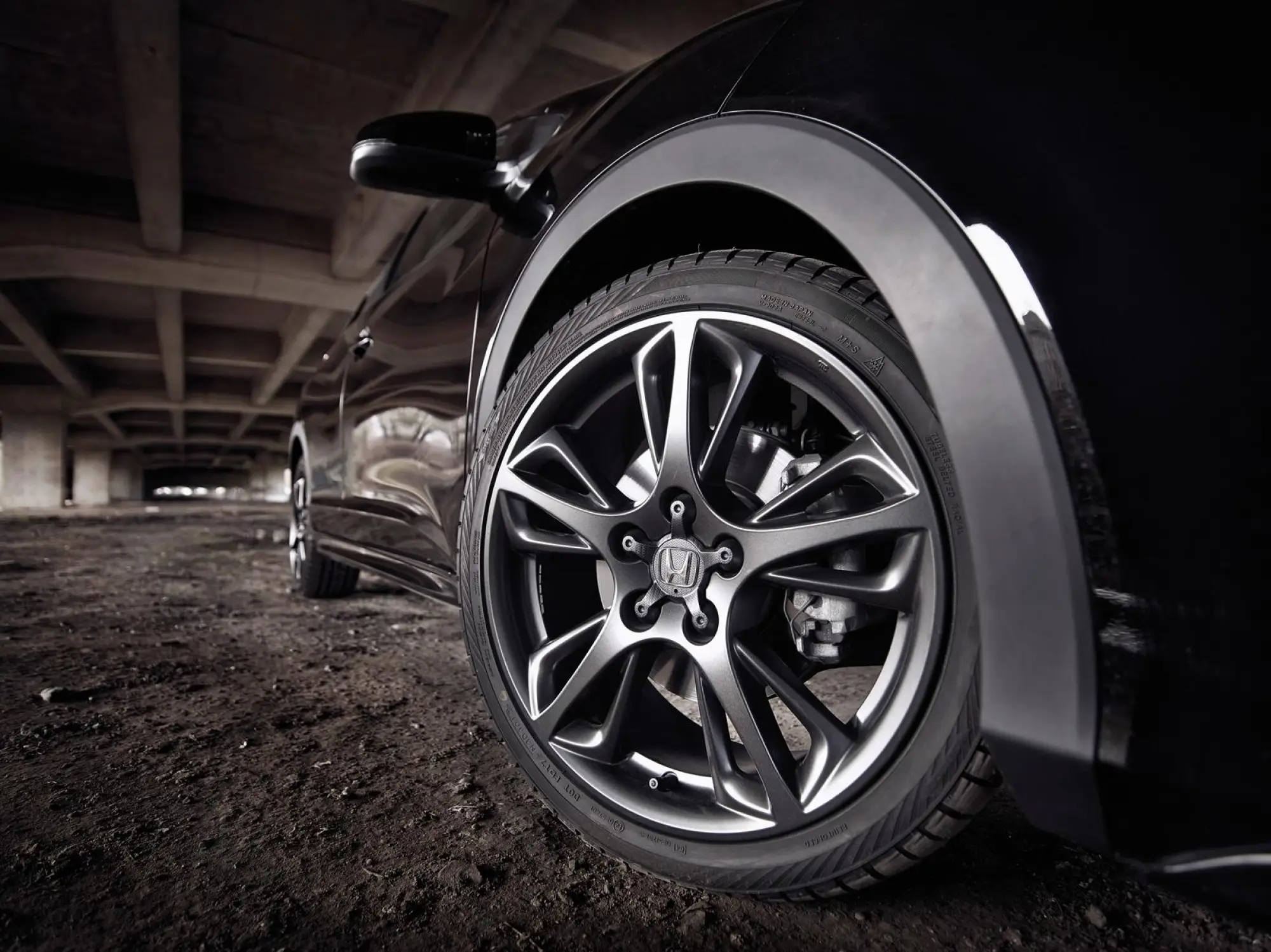 Honda Civic Black Edition - 4