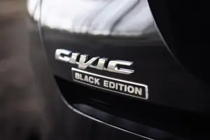 Honda Civic Black Edition - 5