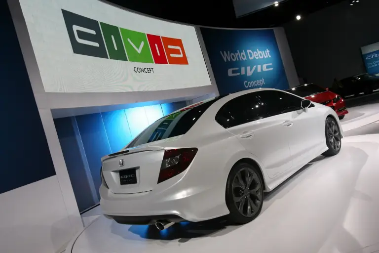 Honda Civic Concept - NAIAS 2011 - 7