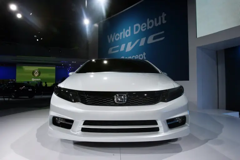 Honda Civic Concept - NAIAS 2011 - 11