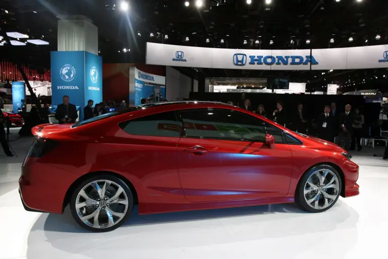 Honda Civic Concept - NAIAS 2011 - 13