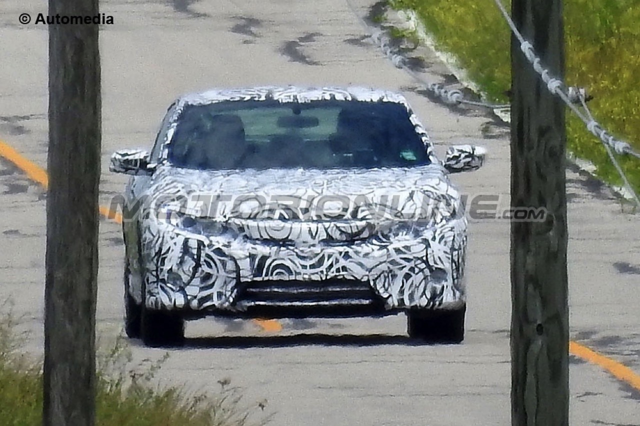 Honda Civic Coupe MY 2016 - Foto spia 01-07-2015