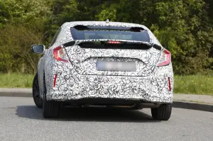 Honda Civic - foto spia maggio 2016