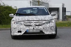 Honda Civic - foto spia maggio 2016