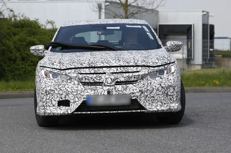Honda Civic - foto spia maggio 2016 - 2