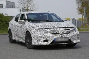 Honda Civic - foto spia maggio 2016