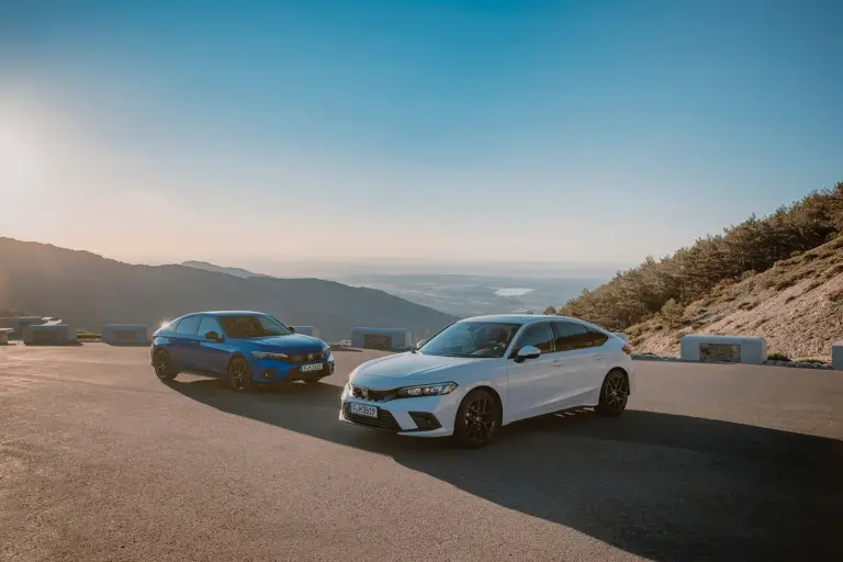 Honda Civic full hybrid 2022 - prova su strada - 2