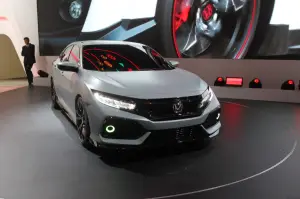 Honda Civic Hatchback Prototype - Salone di Ginevra 2016 - 5