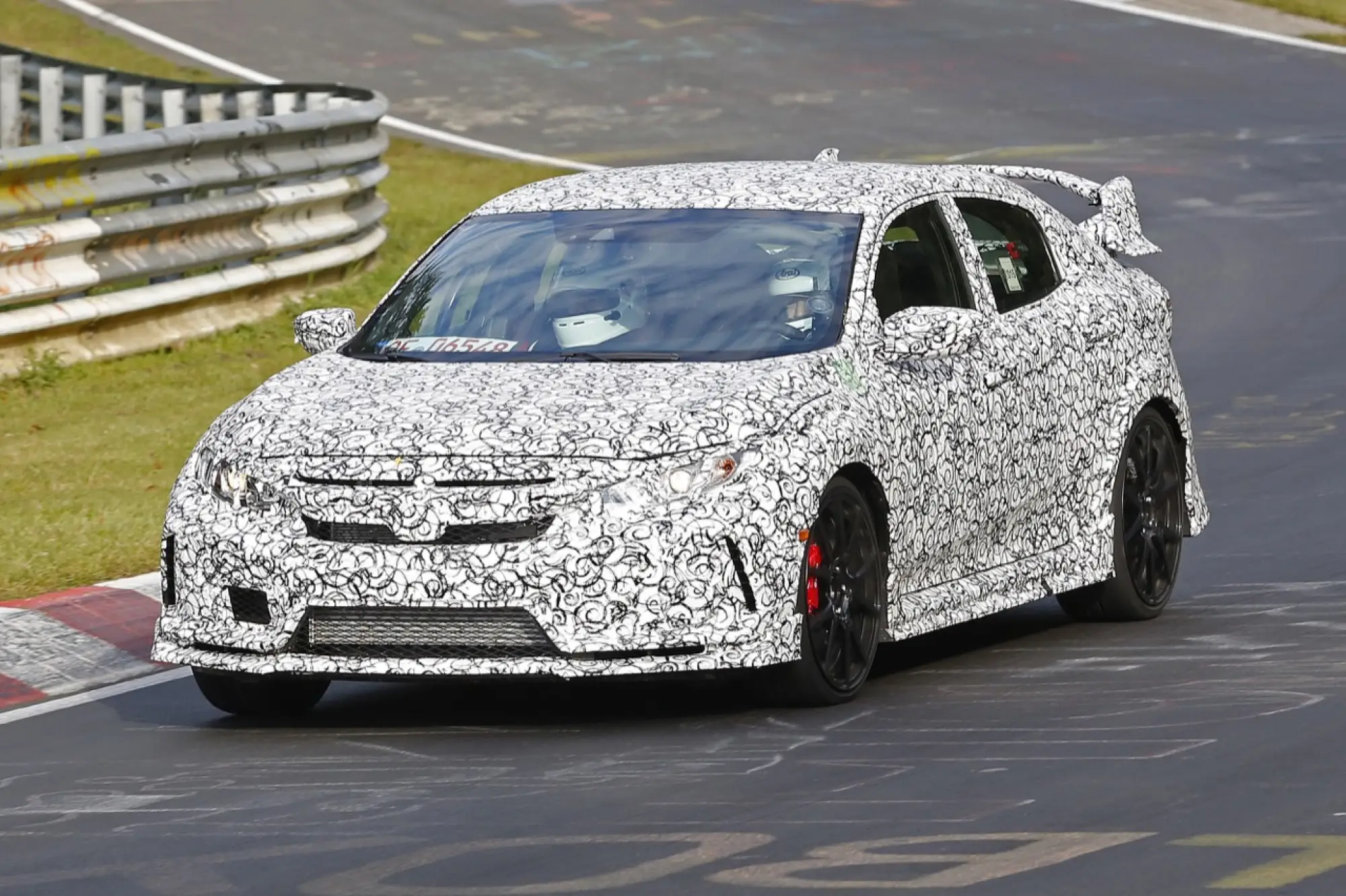 Honda Civic Sedan Type R - foto spia (ottobre 2015) - 3