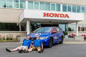 Honda Civic Tourer 1.6 i-DTEC - Guinness World Records - 2
