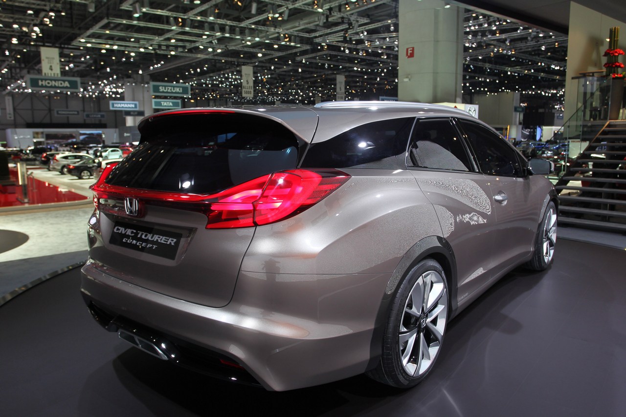 Honda Civic Tourer Concept LIVE - Salone di Ginevra 2013