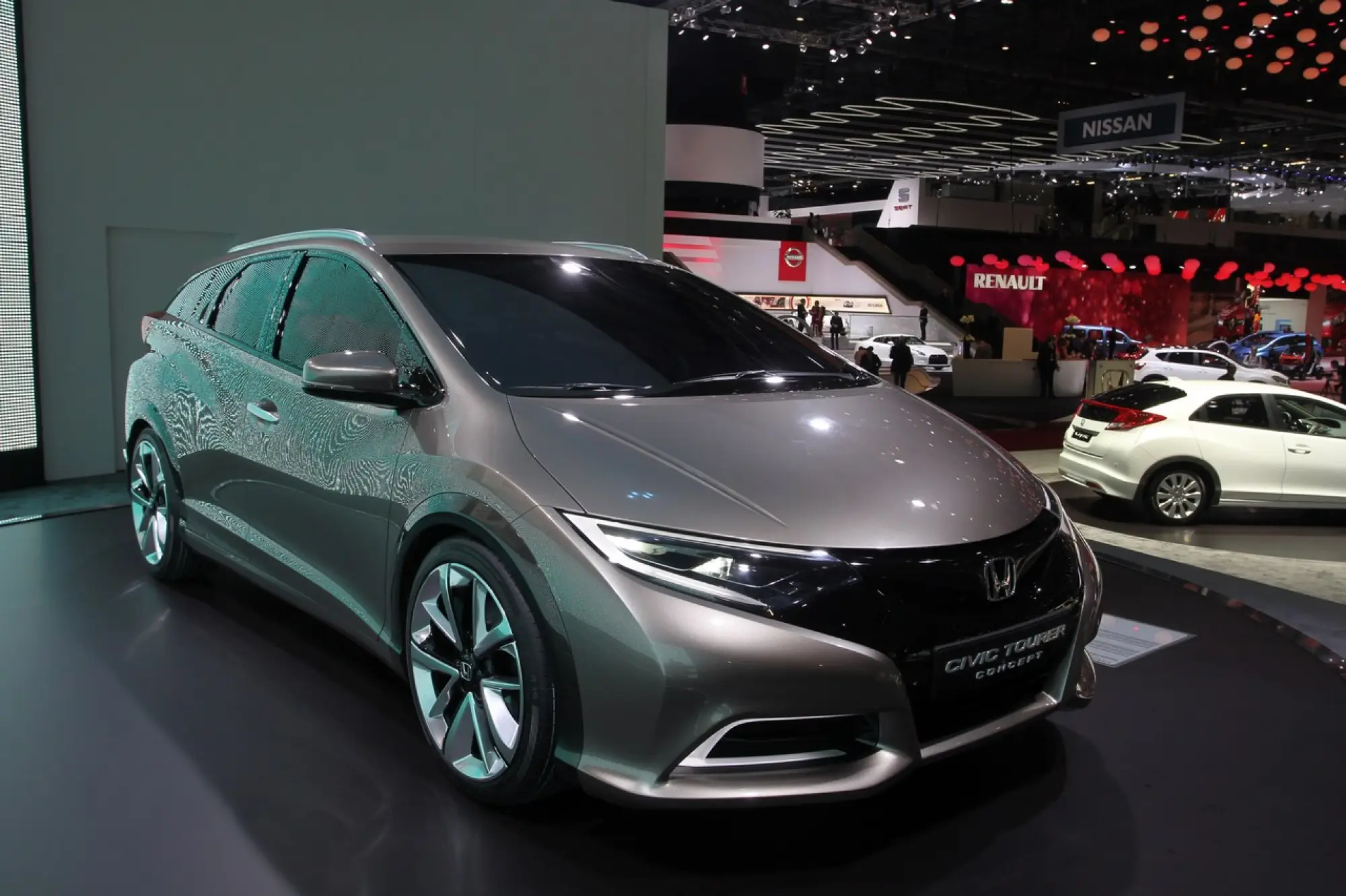 Honda Civic Tourer Concept LIVE - Salone di Ginevra 2013 - 4