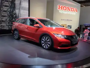 Honda Civic Tourer (Live) - Salone di Francoforte 2013 - 3