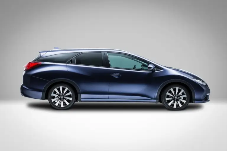Honda Civic Tourer MY 2014 - Foto ufficiali - 3