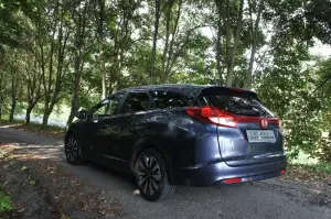 Honda Civic Tourer - Prova su strada 2014