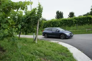 Honda Civic Tourer - Prova su strada 2014