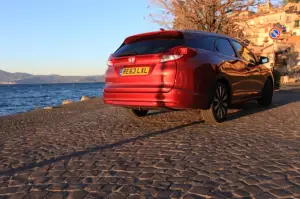 Honda Civic Tourer prova su strada - 7