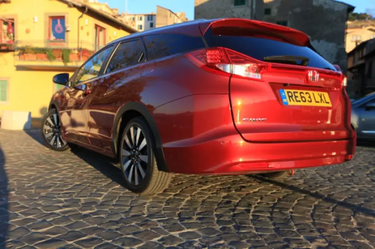 Honda Civic Tourer prova su strada - 8